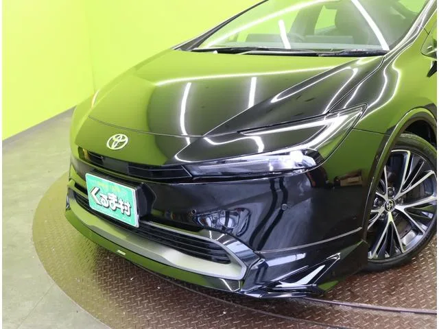 Toyota Prius Z 2023 — миниатюра 2