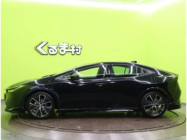 Toyota Prius Z 2023 — миниатюра 4
