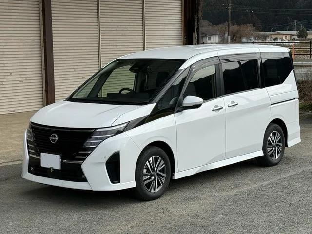 Nissan SERENA HIGHWAY STAR V 2023 — миниатюра 4