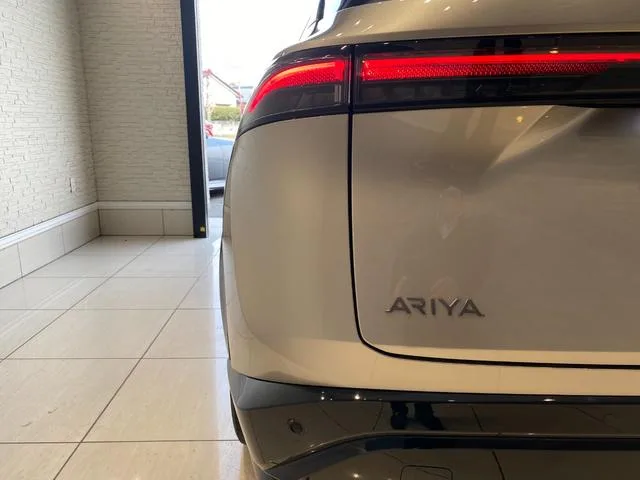 Nissan Ariya B6 LIMITED 2022 — миниатюра 3