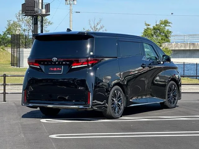Toyota VELLFIRE HYBRID Z PREMIER 2024 — миниатюра 3