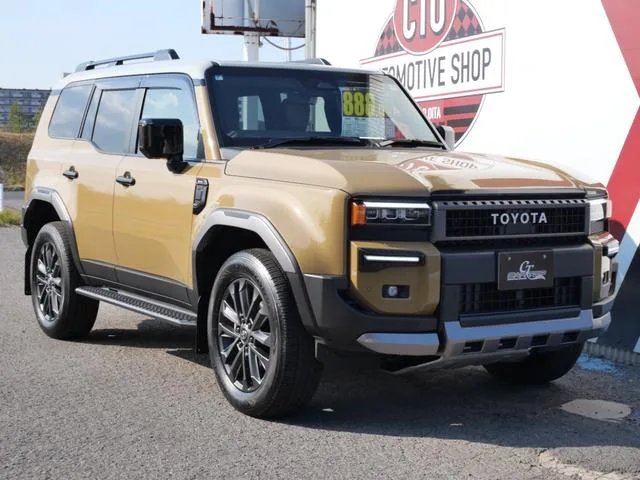 Toyota LAND CRUISER 250 ZX 2024 — фото 1, купить с доставкой в Москву