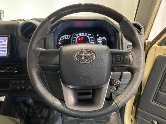 Toyota Landcruiser 70 AX 2024 — миниатюра 5