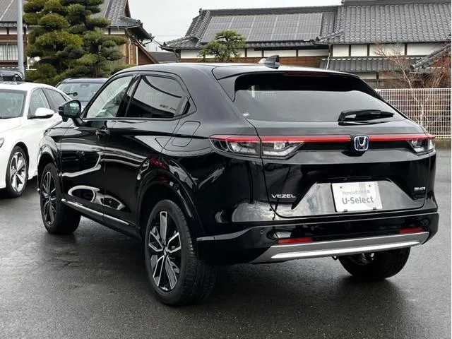 Honda VEZEL E:HEV Z 2022 — миниатюра 2