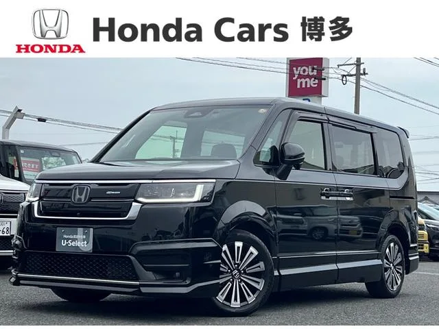 Honda STEPWAGON E:HEV SPADA PREMIUM LINE 2023 — фото 1, купить с доставкой в Москву