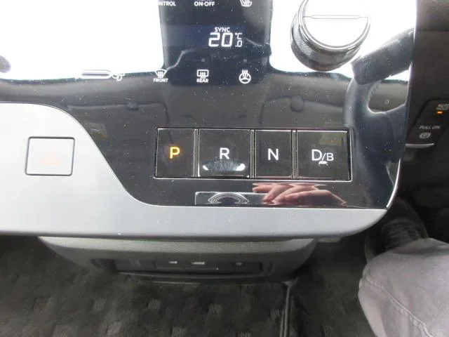 Nissan SERENA E-POWER XV 2023 — миниатюра 2