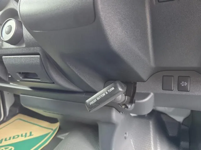 Toyota HIACE VAN LONG DX GL PACKAGE 2025 — миниатюра 5