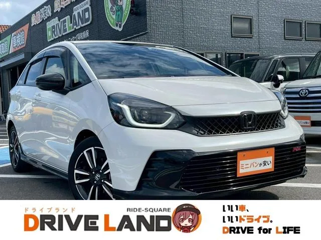 Honda FIT E:HEV RS 2022 — фото 1, купить с доставкой в Москву
