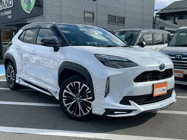 Toyota YARIS CROSS HYBRID Z 2023 — миниатюра 5
