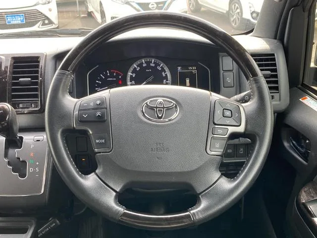 Toyota HIACE VAN SUPER GL DARK PRIME II 2022 — миниатюра 3