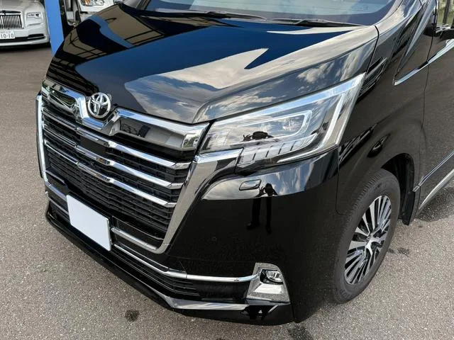Toyota GRANACE PREMIUM 2023 — миниатюра 3