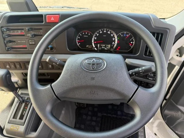 Toyota COASTER KINDERGARTEN BUS 2026 — миниатюра 5