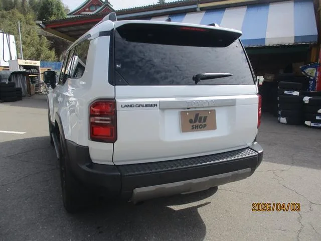 Toyota LAND CRUISER 250 VX 2024 — миниатюра 2