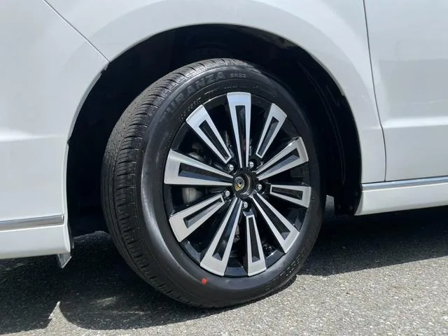 Honda STEPWAGON E:HEV SPADA PREMIUM LINE 2023 — миниатюра 5