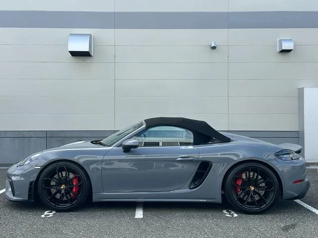 Porsche 718 SPYDER 718 SPYDER 2023 — миниатюра 2