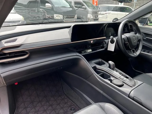 Toyota CROWN CROSSOVER G ADVANCED LEATHER PACKAGE 2023 — миниатюра 2