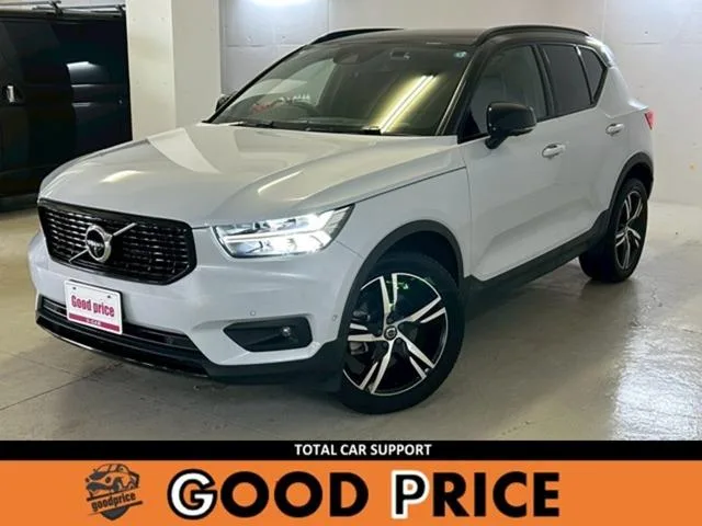 Volvo XC40 B4 AWD R-DESIGN 2022 — фото 1, купить с доставкой в Москву