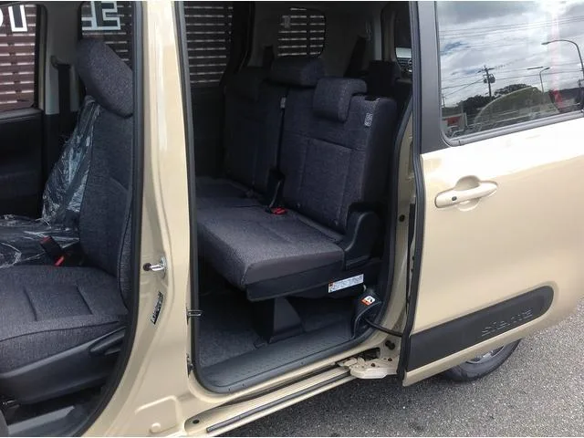 Toyota SIENTA HYBRID Z 2025 — миниатюра 3