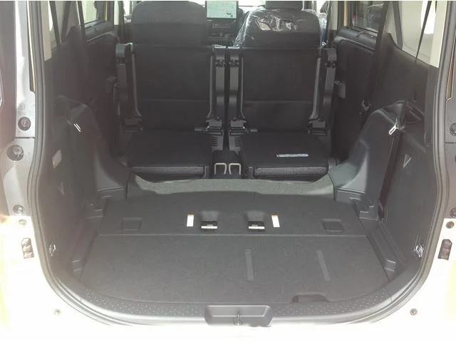 Toyota SIENTA HYBRID Z 2025 — миниатюра 4