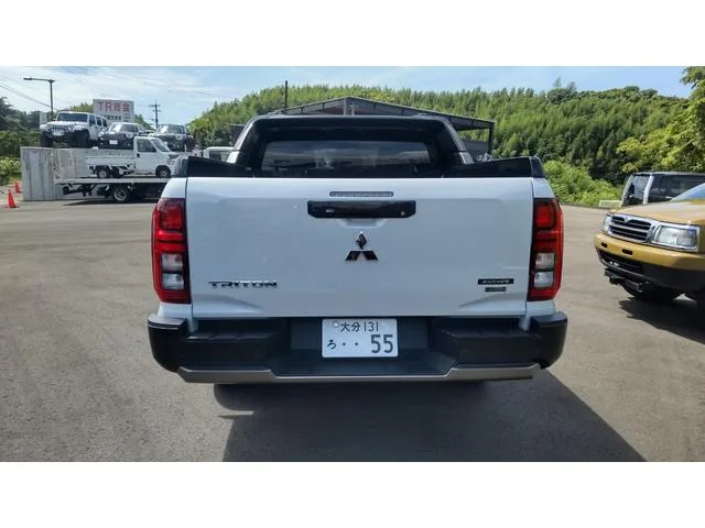 Mitsubishi TRITON 2024 — миниатюра 2