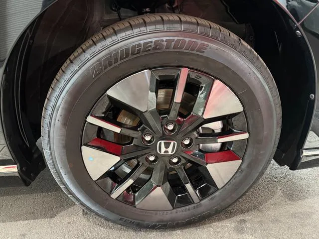 Honda STEPWAGON E:HEV SPADA 2025 — миниатюра 5