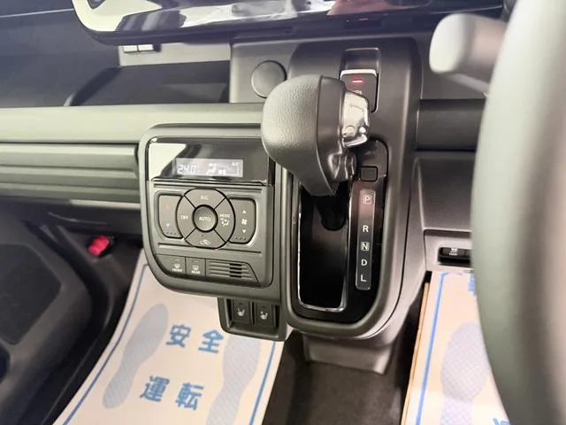 Suzuki SPACIA GEAR HYBRID XZ 2026 — миниатюра 5