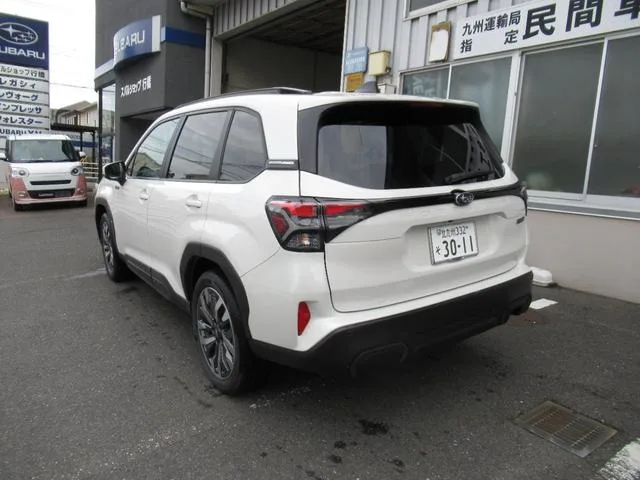 Subaru Forester PREMIUM S:HEV EX 2025 — миниатюра 4