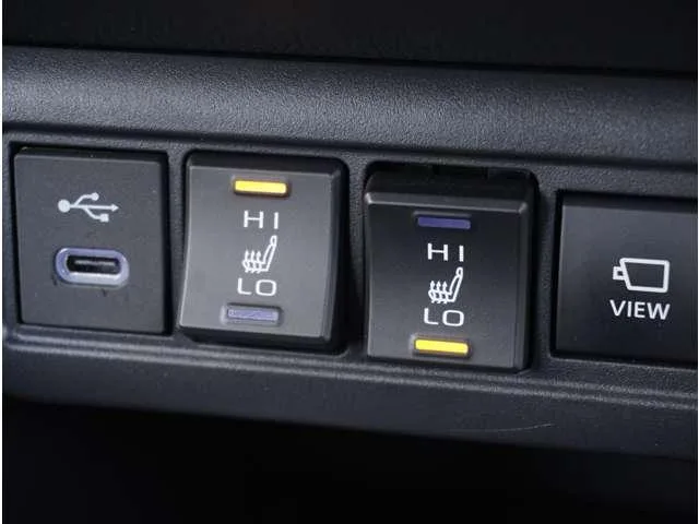 Toyota CorollaCross HYBRID Z 2024 — миниатюра 4