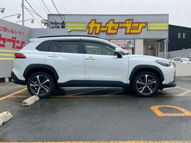 Toyota CorollaCross HYBRID Z 2024 — миниатюра 4
