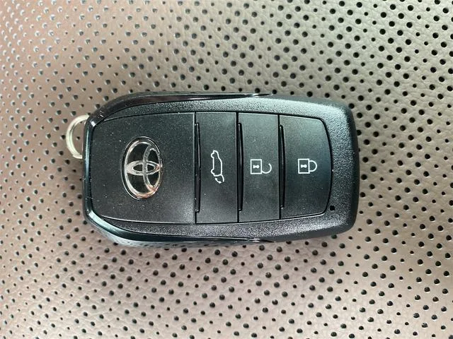 Toyota LAND CRUISER 250 VX FIRST EDITION 2024 — миниатюра 3