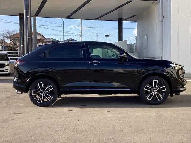 Honda VEZEL E:HEV Z 2023 — миниатюра 2