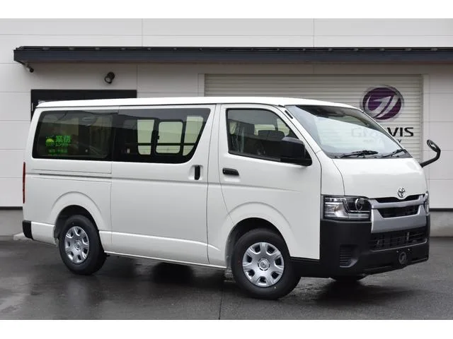 Toyota HIACE VAN LONG DX 2026 — фото 1, купить с доставкой в Москву