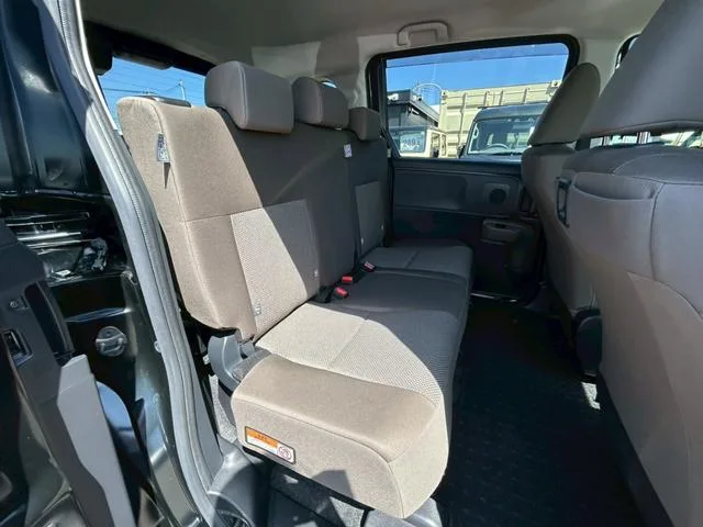 Toyota SIENTA HYBRID G 2023 — миниатюра 3