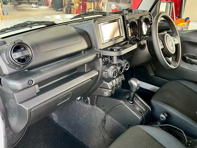 Suzuki Jimny XC 2025 — миниатюра 4