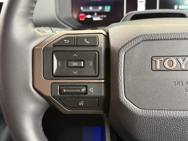 Toyota LAND CRUISER 250 ZX 2024 — миниатюра 3