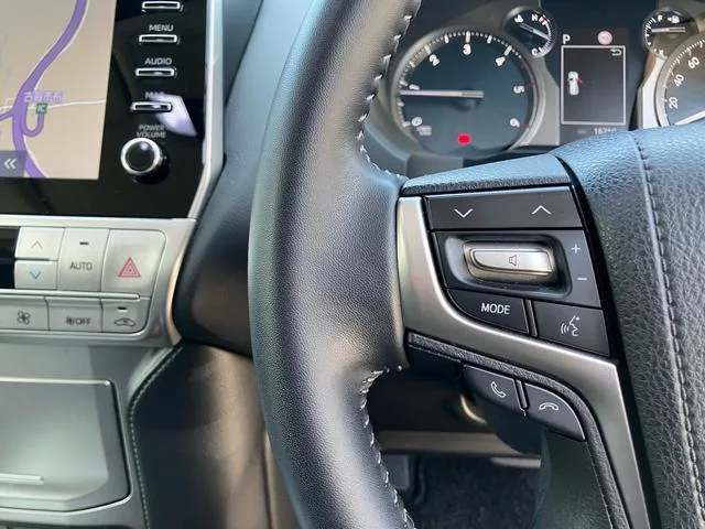 Toyota Land Cruiser Prado TX L PACKAGE MATT BLACK EDITION 2023 — миниатюра 5