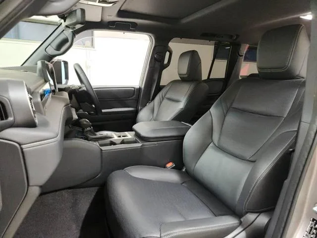 Toyota LAND CRUISER 250 VX 2024 — миниатюра 3