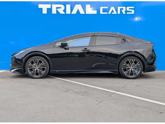 Toyota Prius Z 2023 — миниатюра 4