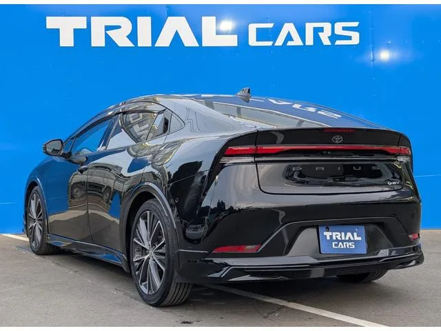 Toyota Prius Z 2023 — миниатюра 5
