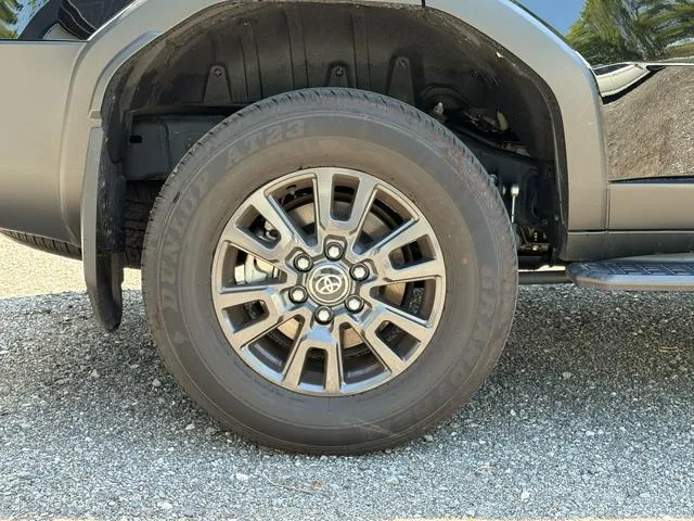Toyota LAND CRUISER 250 VX 2024 — миниатюра 3