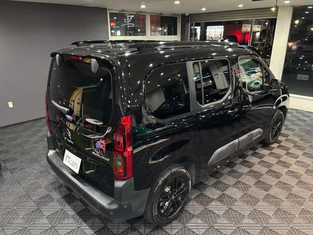 Citroen BERLINGO EDITION NOIRE 2023 — миниатюра 3