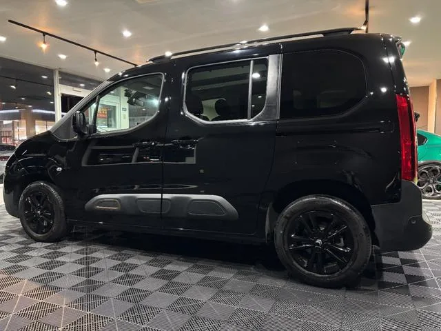 Citroen BERLINGO EDITION NOIRE 2023 — миниатюра 4