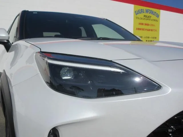 Toyota YARIS CROSS HYBRID Z 2026 — миниатюра 3