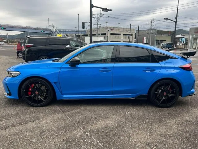 Honda CIVIC TYPE R 2025 — миниатюра 3