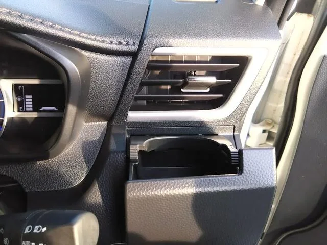 Toyota ROOMY CUSTOM G 2023 — миниатюра 3