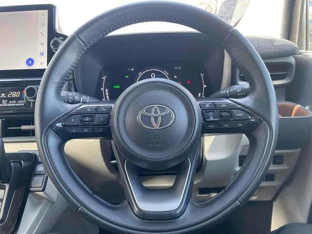 Toyota SIENTA HYBRID Z 2022 — миниатюра 2
