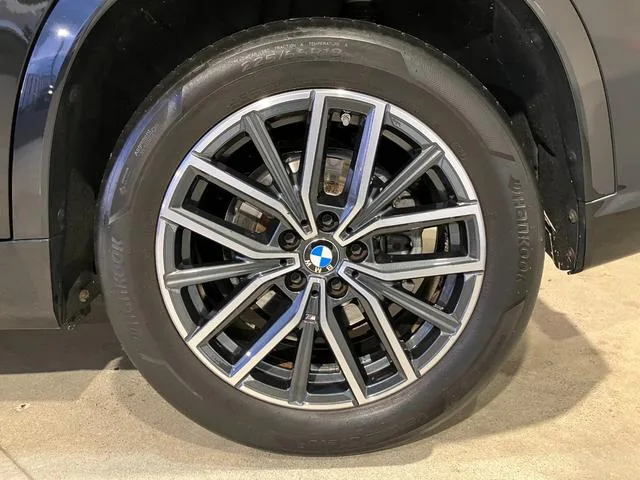 BMW X1 X DRIVE 20I M SPORT 2023 — миниатюра 5