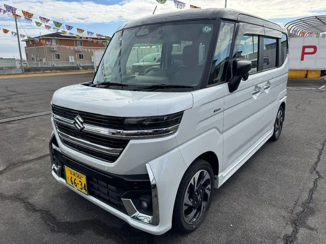 Suzuki SPACIA CUSTOM HYBRID XS TURBO 2024 — фото 1, купить с доставкой в Москву