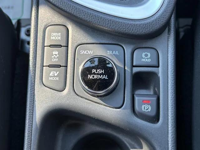 Toyota YARIS CROSS HYBRID Z 2023 — миниатюра 5