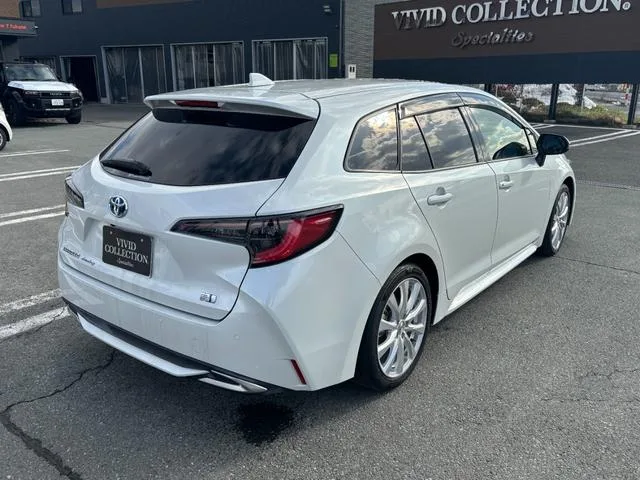 Toyota COROLLA TOURING HYBRID WB 2023 — миниатюра 2